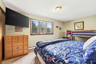 Across from Holiday Valley 2 King Beds AC - 7