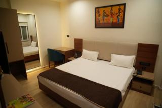 Hotel Devki Inn - 4