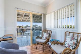 Banksia on Ocean - 2