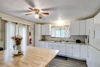 Near Lakes Updated Family Home with Deck in Cushing - 8