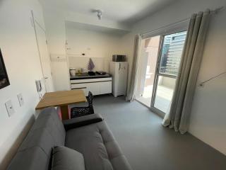 Studio com varanda gigante e localização incrível - 6