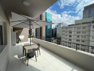 Studio com varanda gigante e localização incrível - 1