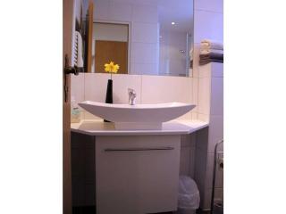 One-bedroom apartment - 1