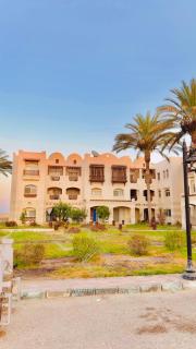 Classy 3 bedrooms family Apt - 3