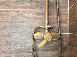 张家界畔山驿栈 Zhangjiajie Banshan Yizhan, Wulingyuan, Yishan, Diaojialou, climbing high and looking far, Chinese style, near the east gate of the park - 1