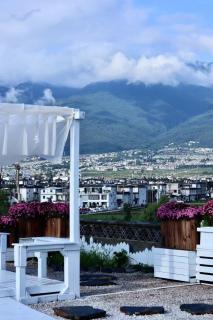 Nanzhao Time-yard Retreat Boutique B&B Erhai Lake 南诏时辰闲庭高端民宿洱海店 - 4