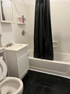 2131 bedroom With shared Bathroom - 5