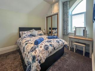 Old School Mews Too - 3