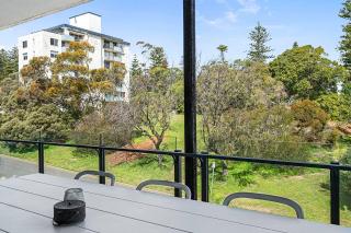 Modern Cottesloe Horizons - 9