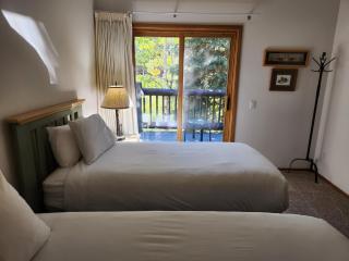 Snowcreek Resort Vacation Rental 934 - 1