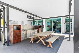 City Heart Comfort Spacious 2BR 2BA Apartment - 6