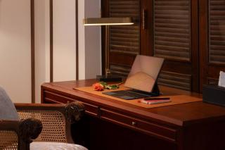 Contemporary Eastern 1BR 5 min BTS| All Essential - 3