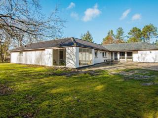 18 person holiday home in Rømø - 2
