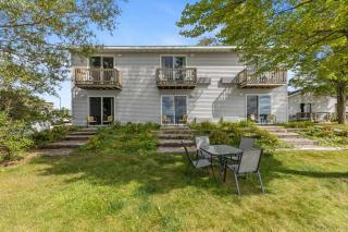 4 Compact Combined Family Studios - Lake City - 9