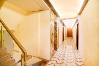 Super Townhouse Varanasi Railway Junction - 6