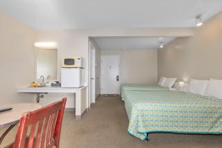 6 Cozy Combined Family Studios - 7