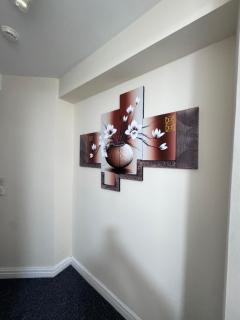Cozy modern apartment with comfortable living space - 0