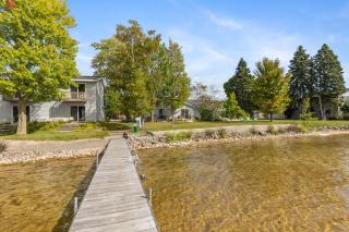 11 Family Lakefront Studios on Lake Missaukee - Sleeps 40 - 5