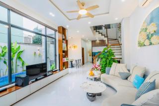 Yumi Villa - 0