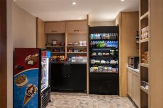 Hyatt Place Detroit/Utica - 8