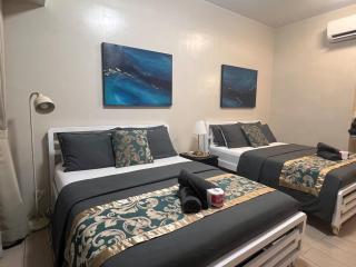 Walking Distance to NAIA Terminal 3 Newport City Condo with 400mbps WIFI and free 4K Netflix access - 7