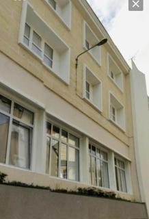 Grand studio parking-bord de Loire- hyper centre - 9