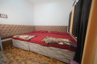 Shri Radha Raman Ji Seva Sadan - 4