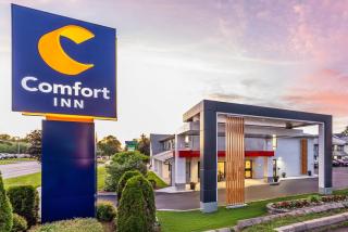 Comfort Inn - 3