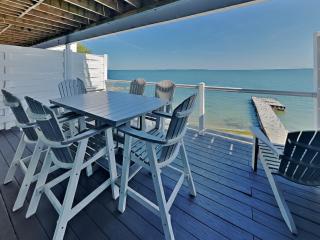 Put-in-Bay Waterfront Condo #206 - 8