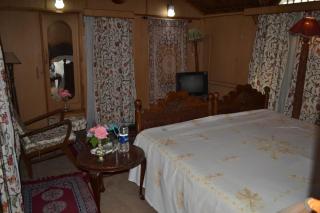 Houseboat Young Kabul - 9