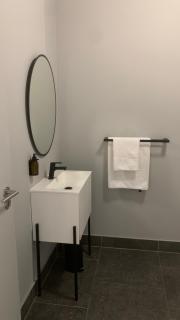 Modern Studio - 4