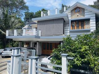 Sara's HomeStay Munnar Kerala - 9