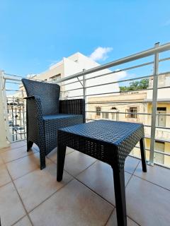 Corner view 3 - 8