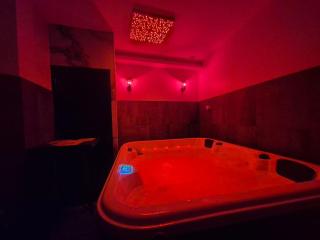 Appartement Spa - Jacuzzi privatif - Fer Rêver 63 - Thiers - 9