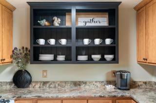 Exclusive Attraction Ticket Prices! Mountain Nest, Fire Pit, Hot Tub & Views - 8