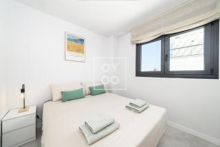Cobalt Canvas Residence, Luxury Seaview Flat, by OYOOSTAYS - 1