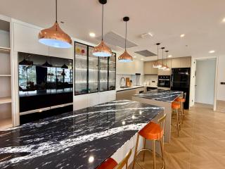 Sunshine by Villacarte - 2