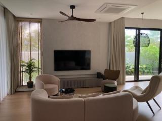 Seaview Master Room - Ensuite Bath in Butterworth - 2