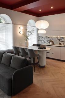 Violet Lux Apartment - 0