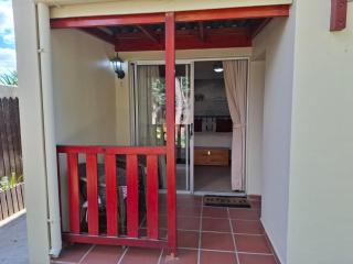 Cedar Lodge Guest House - 1