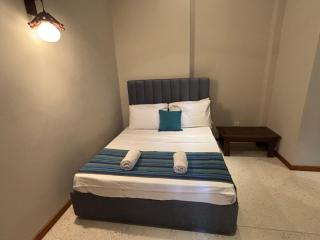 Canberra Holidays - Mirissa - 2