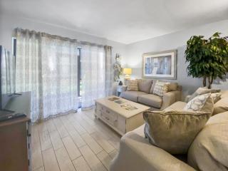 Bay Oaks - E01 - 9
