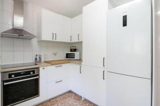 Villa with private swimming-pool in quiet location - 1