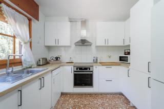 Villa with private swimming-pool in quiet location - 3