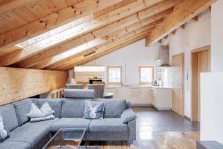 Erika Suites & Lofts Chalet - 9