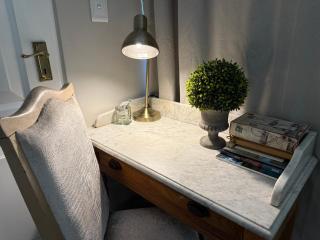 The French Studio - 3
