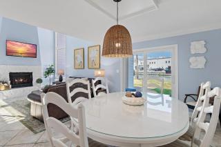 Shoreline Towers Townhouse 4-3 - 1