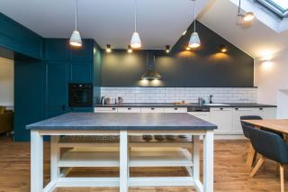 Funky lux 2 bedroom loft in the Old Town - 5