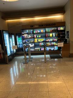 Brookfield Towers 2714A - 1