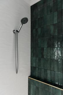 Tuckeroo Cottages - Cockatoo Cottage - 1